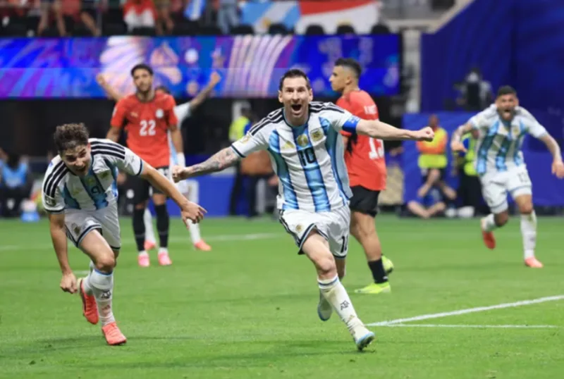 Những bàn thắng cho Argentina giúp Messi hoàn thiện di sản ở cấp đội tuyển quốc gia.